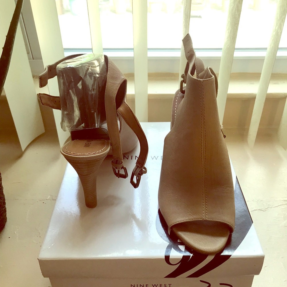Nine West brand new in box.  size 10